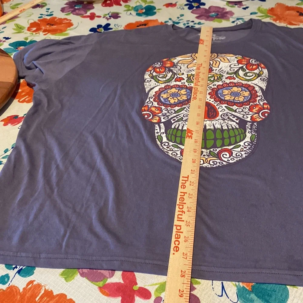 NEW Skull T-shirt - Picture 5 of 7